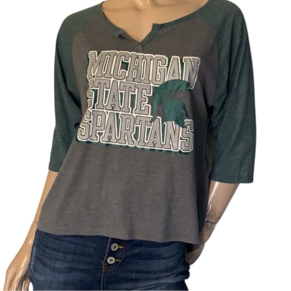B2- MSU - Michigan State Shirt - Spartans - Size Medium